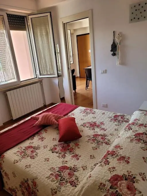 Apartamento Stella Marina A 100 Mt Dal Mare Livorno