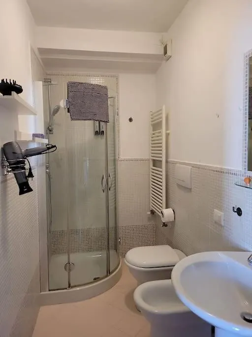 Apartamento Stella Marina A 100 Mt Dal Mare Livorno 0*,  Italia